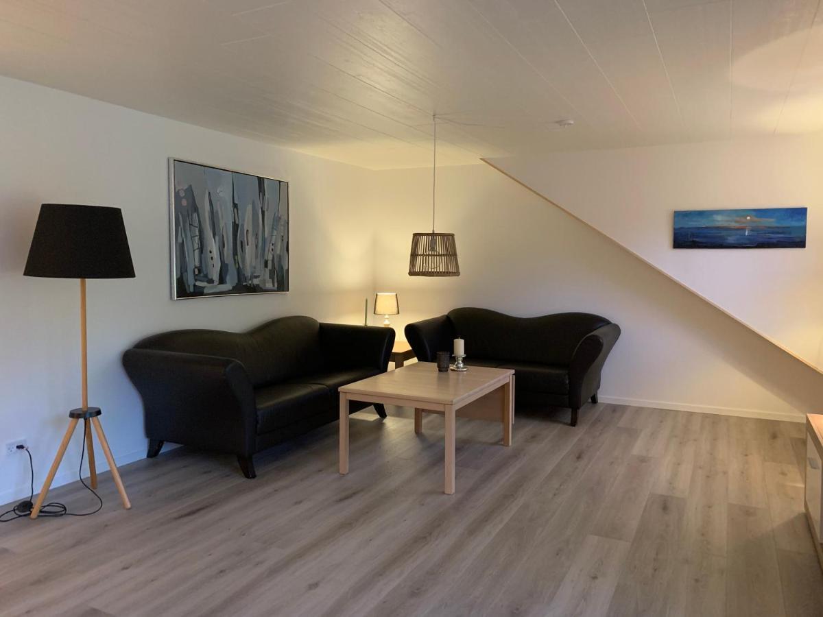 Spacious Apartment On N.P.Gota 8A, Klaksvík 外观 照片